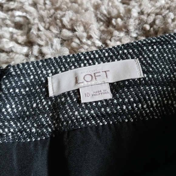 Loft like new black blanket wrap skirt - Picture 2 of 3